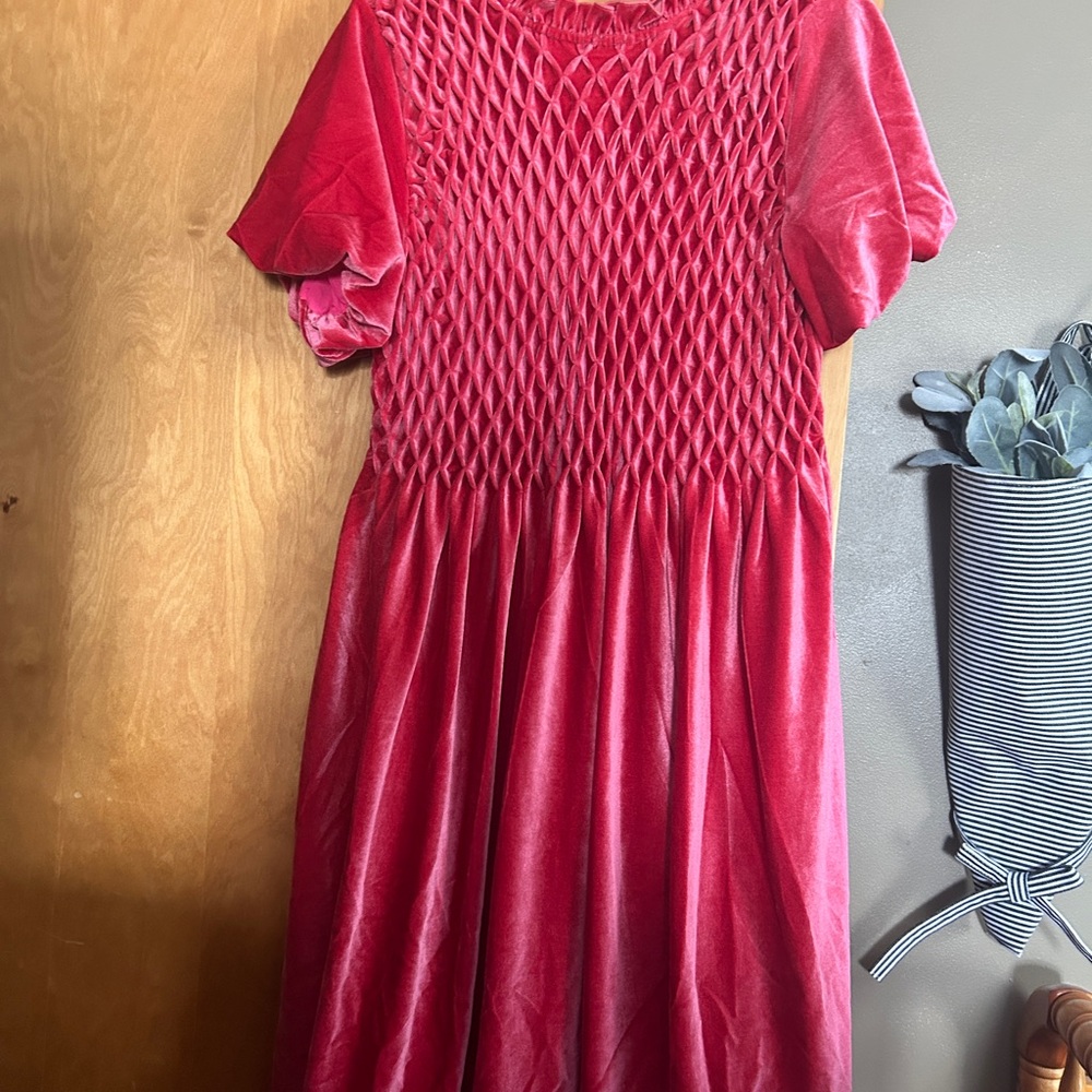 Elegant Red Midi Dress
